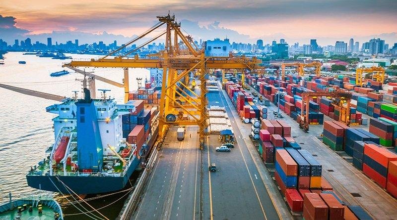 A Buyer's Guide to FOB vs CIF Shipping Terms